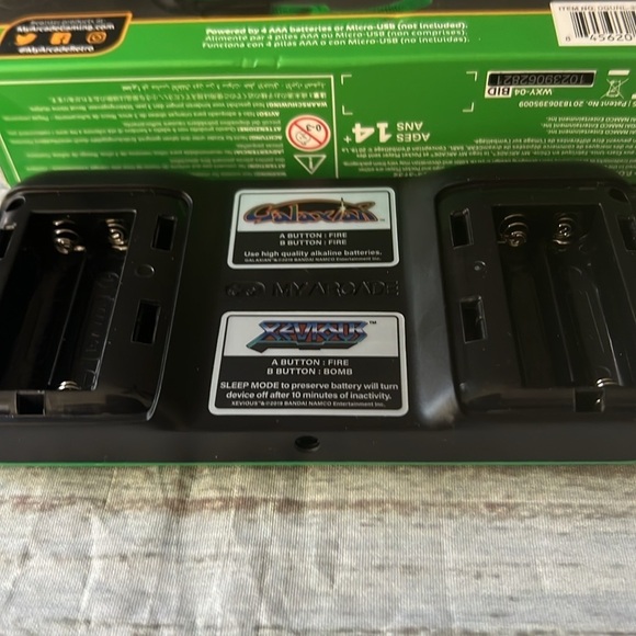 My Arcade Galaga Pocket Player Portable Handheld Game Green Galaxian & Xevious - Picture 6 of 8